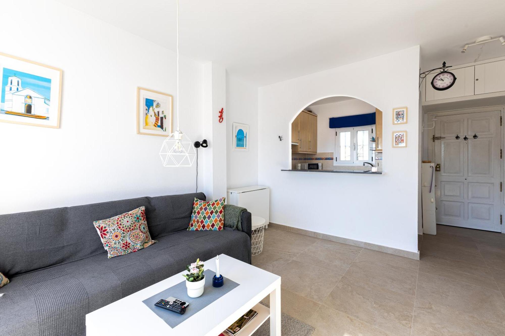 Cosy Apartment In Verano Azul Nerja Exterior photo