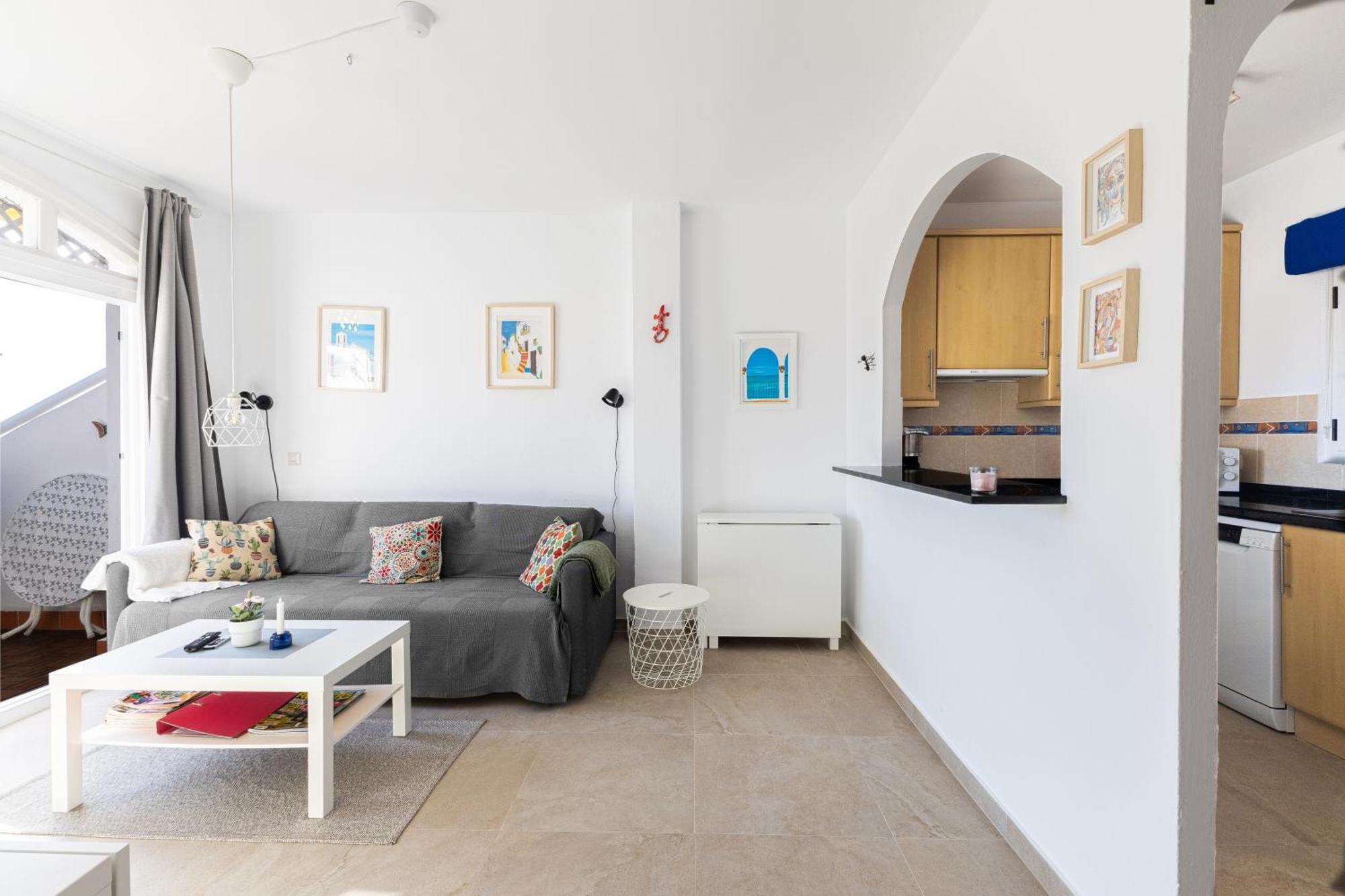 Cosy Apartment In Verano Azul Nerja Exterior photo