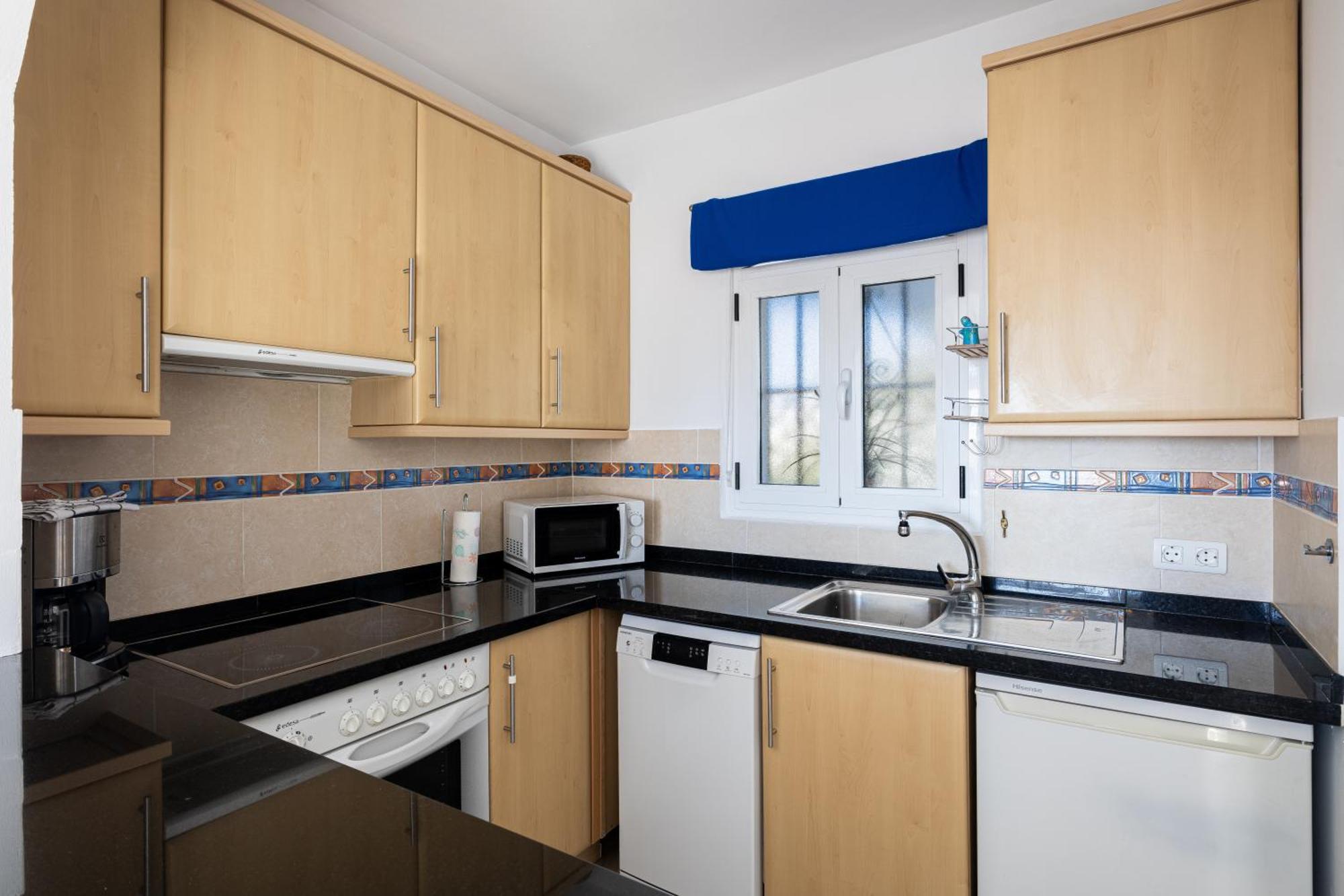 Cosy Apartment In Verano Azul Nerja Exterior photo