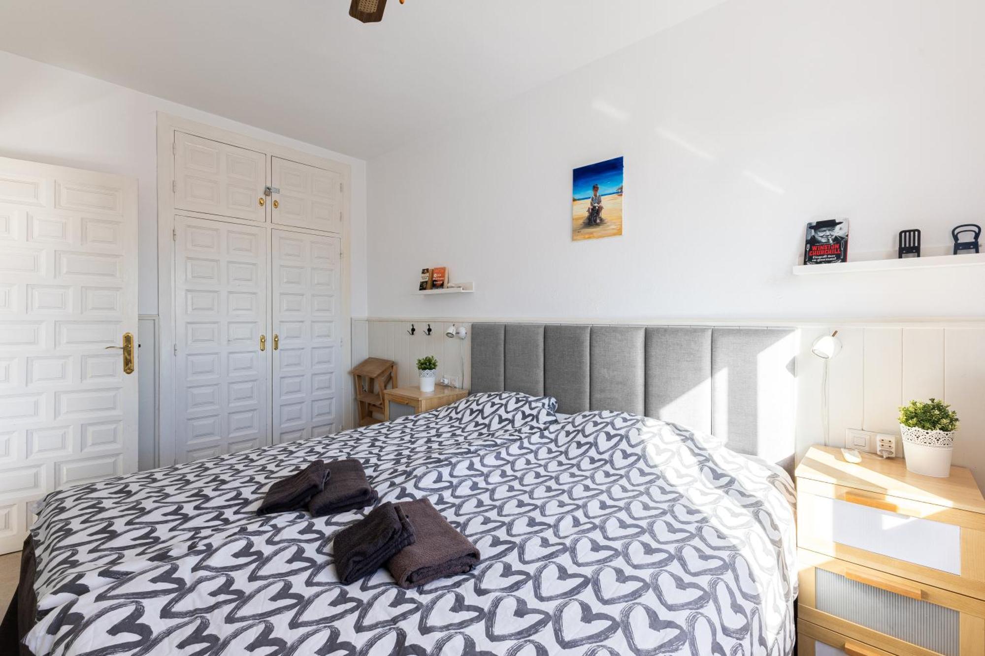 Cosy Apartment In Verano Azul Nerja Exterior photo
